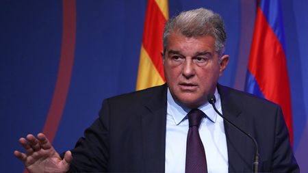 MERCATO Joan Laporta, anunț de ultimă oră despre transferul de 130.000.000 de euro: „Sper să accepte oferta”