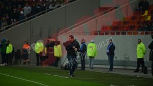 Reghecampf s-a temut de efectul Chelsea:** "Jucătorii mei erau obosiți mental, nu fizic!" Ce spune antrenorul de absența lui Tănase