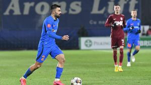 Ion Crăciunescu a tras concluzia despre faza de la golul anulat lui Florinel Coman! I-a transmis moderatorului care era decizia corectă la faultul dictat de Colțescu