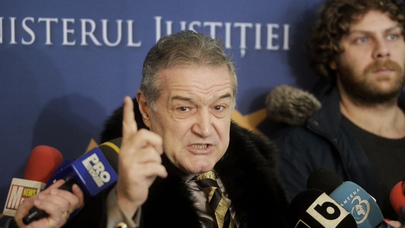 FCSB sună chiar bine față de cealaltă variantă gândită de Becali. "Așa am vrut să pun, dar nu m-au lăsat!" Care au fost primele două opțiuni