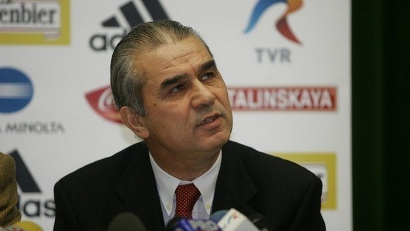 Iordănescu îl face praf pe Mircea Lucescu**: "Vorbește prea mult! Crede că e unicul antrenor, că a inventat fotbalul în România"