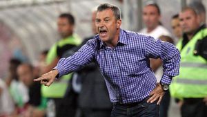 Rednic recunoaște că nu se aștepta la un asemenea scor cu liderul:** "E puțin cam mare!" Când spune că va pleca de la Petrolul! "Nu glumesc!"