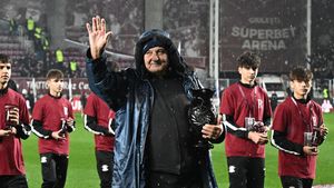 „Dă-le naiba de vedete! Să facă foamea la ei acolo”. Rică Răducanu, înfuriat de Boupendza, susține că dacă era jucător la Rapid îi aplica gabonezului o corecție fizică în vestiar