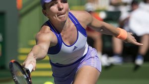 Halep a oferit imaginea turneului de la Indian Wells. "Poate fi mai drăguță de atât?". FOTO | Cum a fost surprinsă campioana noastră la finalul meciului cu Lepchenko