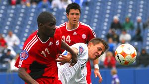 "Ce mi-au făcut! E un COȘMAR!"** BLOCAT în România la o echipă "dispărută"! A visat la un transfer în Germania, a RATAT meciul vieții și acum amenință cu FIFA