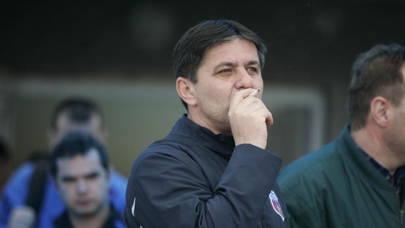 "Dacă Steaua nu trece de Galata, Lăcătuș pleacă"