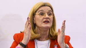 Curtea de Conturi a cerut Federației Române de Canotaj să recupereze 500.000 de euro, care ar fi fost acordați necuvenit după Jocurile Olimpice de la Paris. Reacția Elisabetei Lipă: „Nu s-a premiat nimeni pe sub mână”