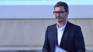 Avocatul Rapidului, Dragoș Vilău, acuză nereguli grave după ce giuleștenii au rămas fără marcă: „Este un abuz strigător la cer". Cum argumentează reprezentantul clubului | EXCLUSIV