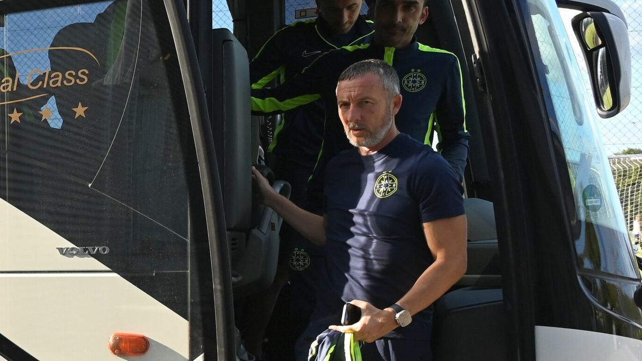 Nici în bancuri nu se întâmplă așa! La nici câteva ore după ce Mihai Stoica a cerut excluderea din arbitraj a lui Florin Andrei, CCA l-a trimis pe acesta la meciul lui FCSB!