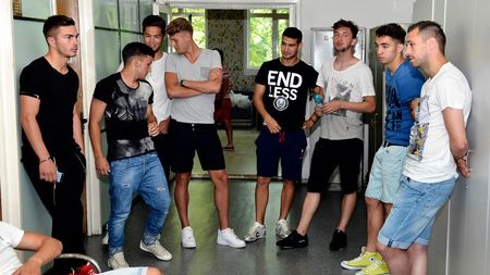 FOTO | Steliștii au efectuat vizita medicală. 6 jucători au lipsit motivat. Lotul prezent la reunire