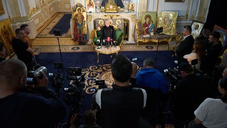 Gigi Becali schimbă tot: „Îți bagă 10 milioane în cont. Te mai desparți de el?”