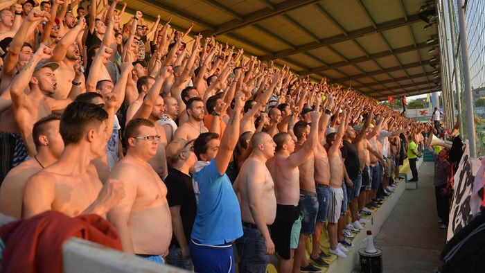 Dinamo, alături de Poli, Craiova și Rapid! Banner-ul afișat de galeria "câinilor"