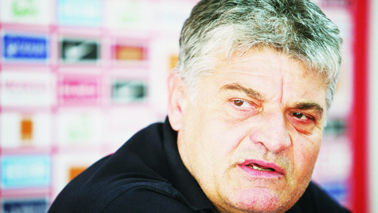 Andone, între ciocan și nicovală!** Situația incredibilă în care se află "Fălcosul" la Dinamo