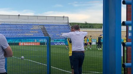 Andriy Shevchenko, vizitat de Florin Cernat: „O să țin cu ei, dacă suporterul României nu pot fi!” Antrenamentul Ucrainei de la Voluntari | FOTO & VIDEO