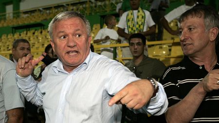 "Prefer să jucăm în Europa League decât să luăm titlul!"