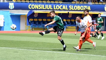 Unirea Slobozia a prezentat încă doi jucători! A readus un fundaș alături de care a promovat în SuperLiga și un mijlocaș cu meciuri în prima ligă din Portugalia