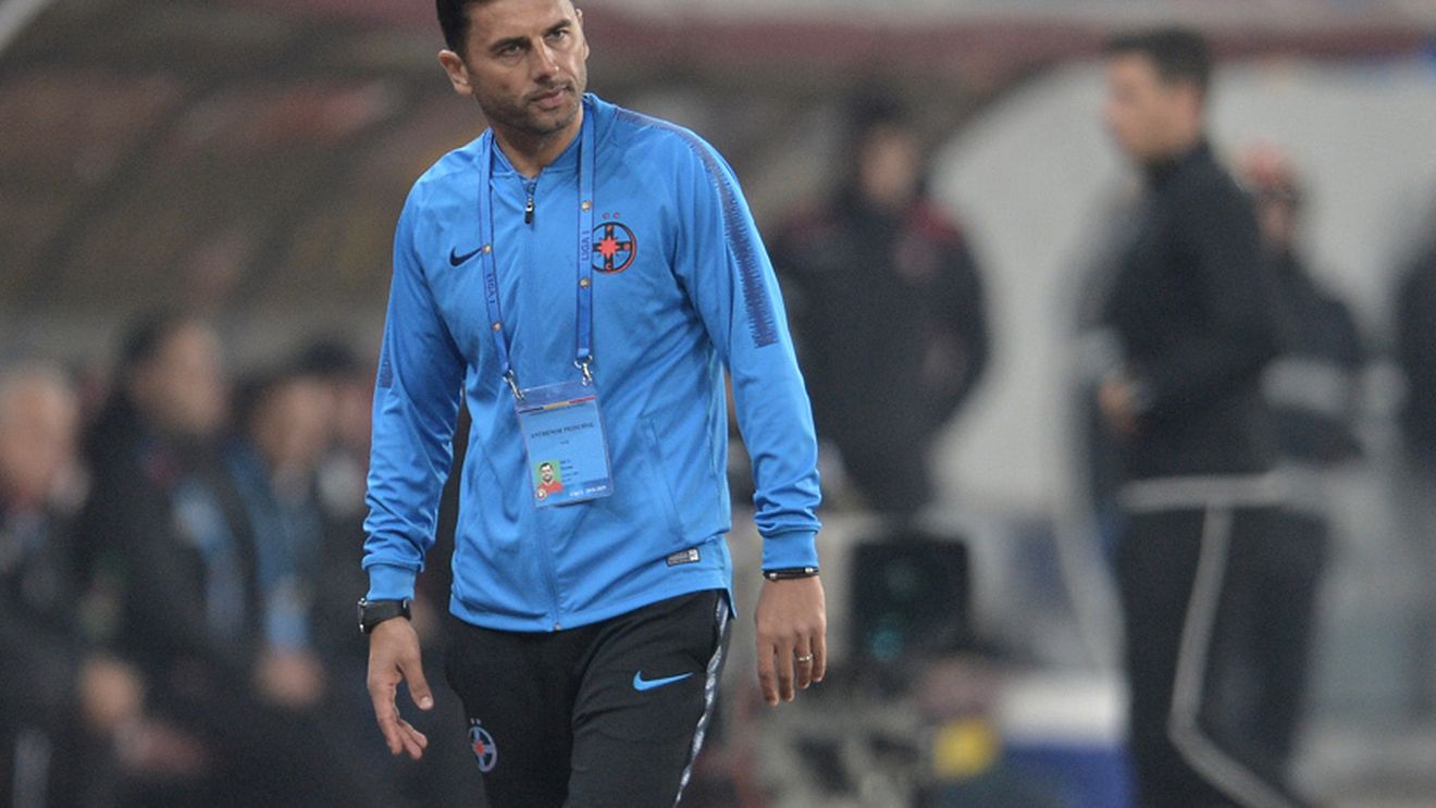 Dezvăluiri din interiorul vestiarului FCSB: "Nu l-au interesat banii. Vrea rezilierea contractului!". Jucătorul care vrea să plece cât mai repede de la vicecampioană