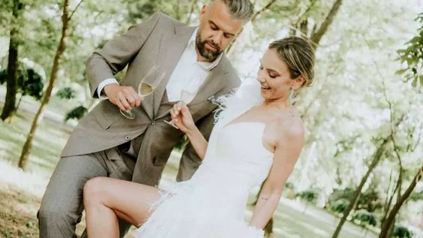 Roxana Ionescu s-a căsătorit religios cu Tinu Vidaicu! A strălucit într-o rochie de mireasă sexy