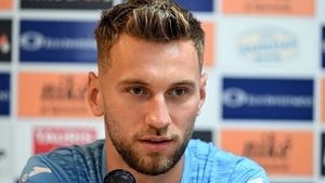 Presa din Turcia a anunțat că Dinamo vrea să-l transfere pe Denis Drăguş. Gafa care a dus la informația lansată de jurnaliştii turci