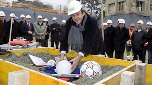 Platini: "De ce nu-l luați pe Beckham pentru un singur meci?"