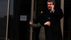 Victor Becali o "înțeapă" pe Anamaria Prodan:** "Când am oferte pentru jucătorii Stelei eu nu anunț ziarele!"