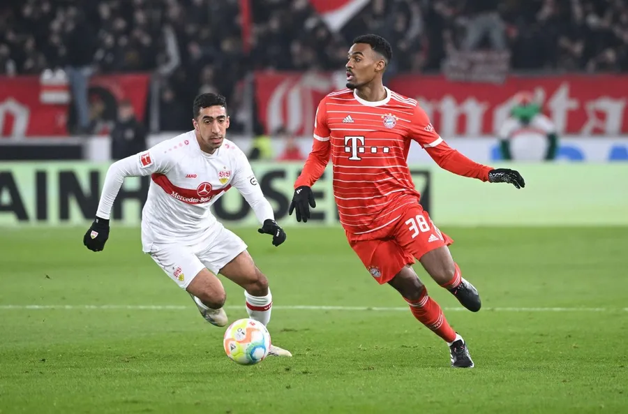 Ryan Gravenberch, mijlocașul lui Bayern Munchen și fratele mai mic al noului „elev” al lui Florin Bratu. Sursă foto: Profimedia