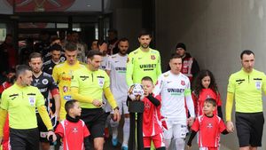 Primele două achiziții ale Argeșului, jucători care vara trecută promovau în prima ligă cu echipele lor, FC Hermannstadt și ”U” Cluj