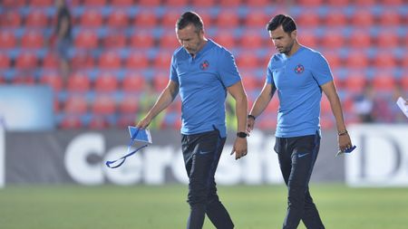 Doi mijlocași în centrul apărării! Cum arată echipa-mutant a celor de la FCSB după valul de accidentări

