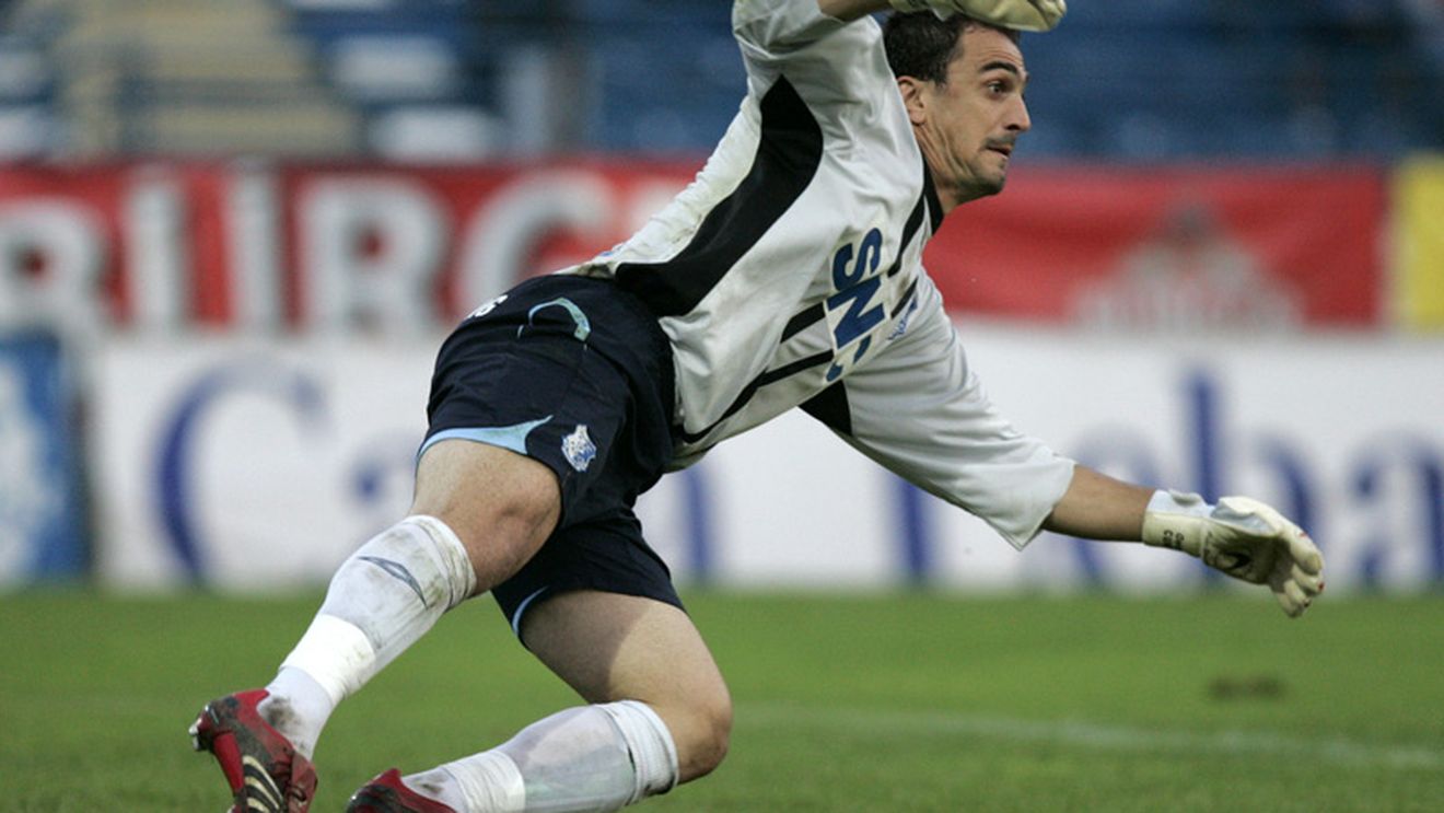 OFICIAL!** Curcă, un an la Dinamo!