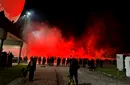 Fanii FC U Craiova au dat foc la torțe și au vrut să meargă peste jucători la autocar! Scene incendiare, după ce echipa lui Adrian Mititelu a retrogradat