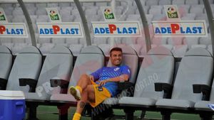 LIVE TEXT Adi Mutu, pe Cluj Arena. A dat autograf până și observatorului
