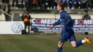 Gloria Buzău-Farul Constanța in nocturnă