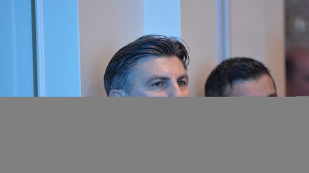 EXCLUSIV | Vești proaste pentru Burleanu: "Oamenii își doresc o schimbare". Lupescu a făcut pași importanți înainte de alegerile de la FRF