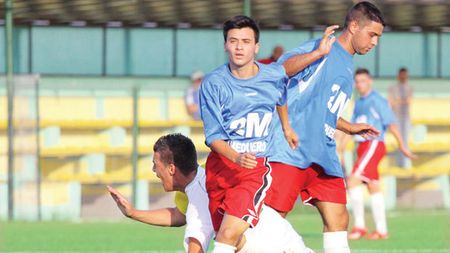 NU O SĂ‚ CREDEȚI ASTA!** Cum a ajuns un blat în Liga a III-a din România să fie răsplătit cu un MUNTE de carne!