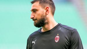 Scandal la AC Milan cu rivalul lui Ciprian Tătărușanu! O fotografie cu Gianluigi Donnarumma, după ce „diavolii” au fost umiliți de Lazio, a declanșat indignarea: „Rușine!” | FOTO