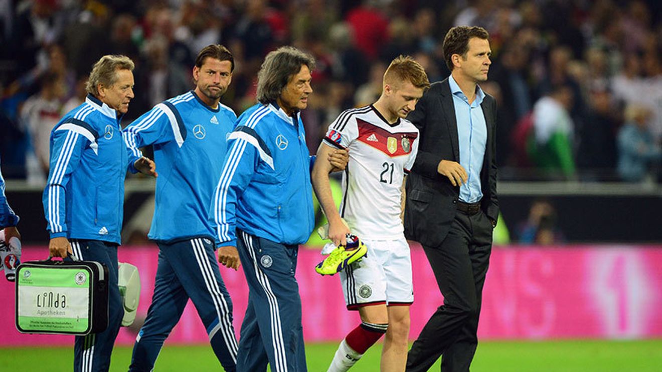 O nouă lovitură puternică pentru Marco Reus. Starul lui Dortmund va fi indisponibil o lună după accidentarea din meciul cu Scoția