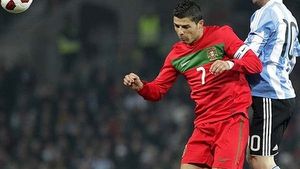 Evoluții PENIBILE!** Messi și Ronaldo și-au pierdut talentul când au îmbrăcat tricourile naționalelor? VIDEO