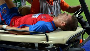 Florin Tănase a fost operat cu succes la Roma! Steaua a mai pierdut încă doi jucători pentru o lună. Anunțul oficial și ce meciuri ratează
