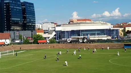 ACS Poli a anihilat-o pe FC Hermannstadt la meciul ei de prezentare.** Cele două echipe au jucat pe stadionul cu tribune dărâmate din Sibiu