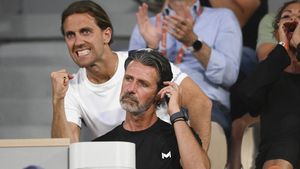Încă o lovitură nucleară pentru reputația lui Patrick Mouratoglou! După Simona Halep, încă un fost client îl atacă într-un mod devastator: „Nu l-am plătit ca să stea să se uite la mine! De aia am încheiat colaborarea”