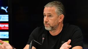 „Bine, mă, e echipa ta, fă ce vrei!”. Laurențiu Reghecampf știe cum poate rezolva Mirel Rădoi conflictul cu Mihai Rotaru