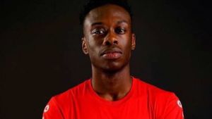 BREAKING NEWS | Tragedie la echipa antrenată de Boloni! Un fotbalist a decedat la vârsta de 17 ani după ce s-a prăbușit la antrenament