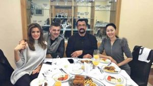 Savo Milosevic divorțează de soția sa, după ce s-a afișat cu o vedetă TV de 31 de ani. FOTO Cum arată noua sa cucerire