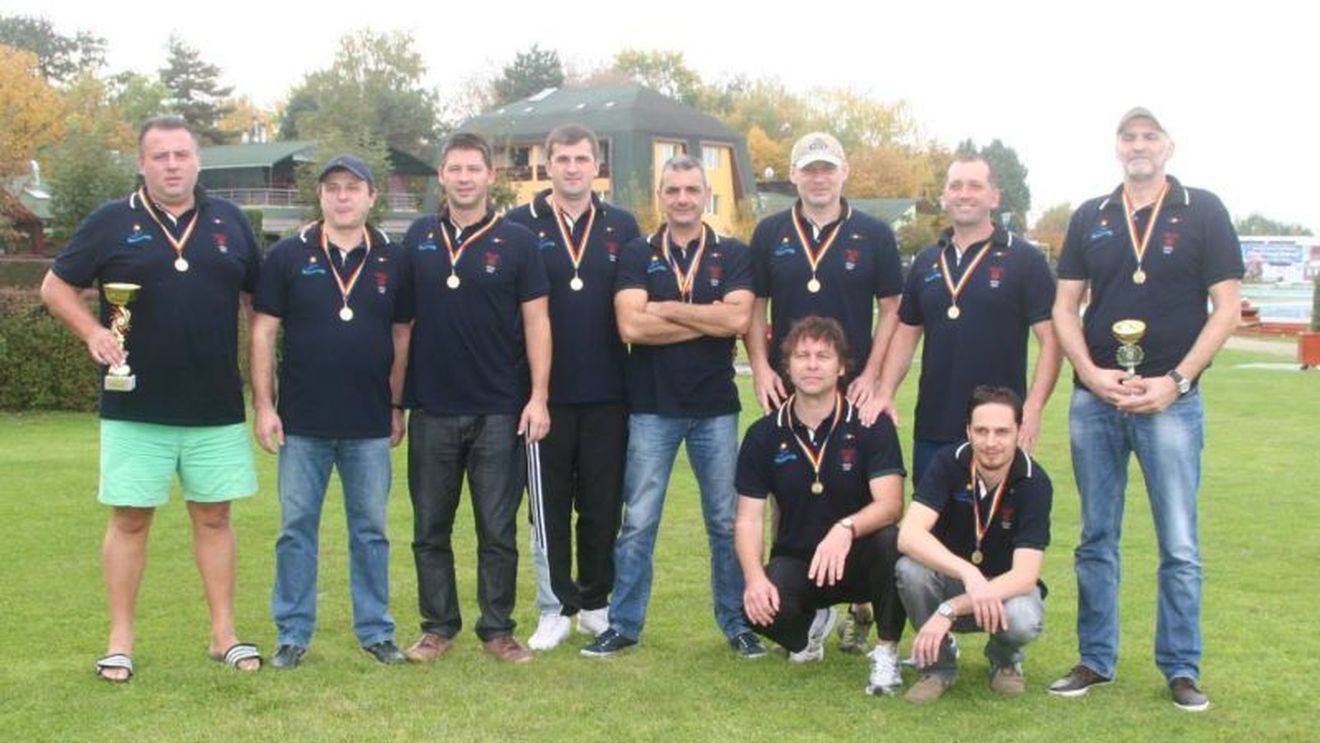 Water Polo România, prima campioană națională la veterani