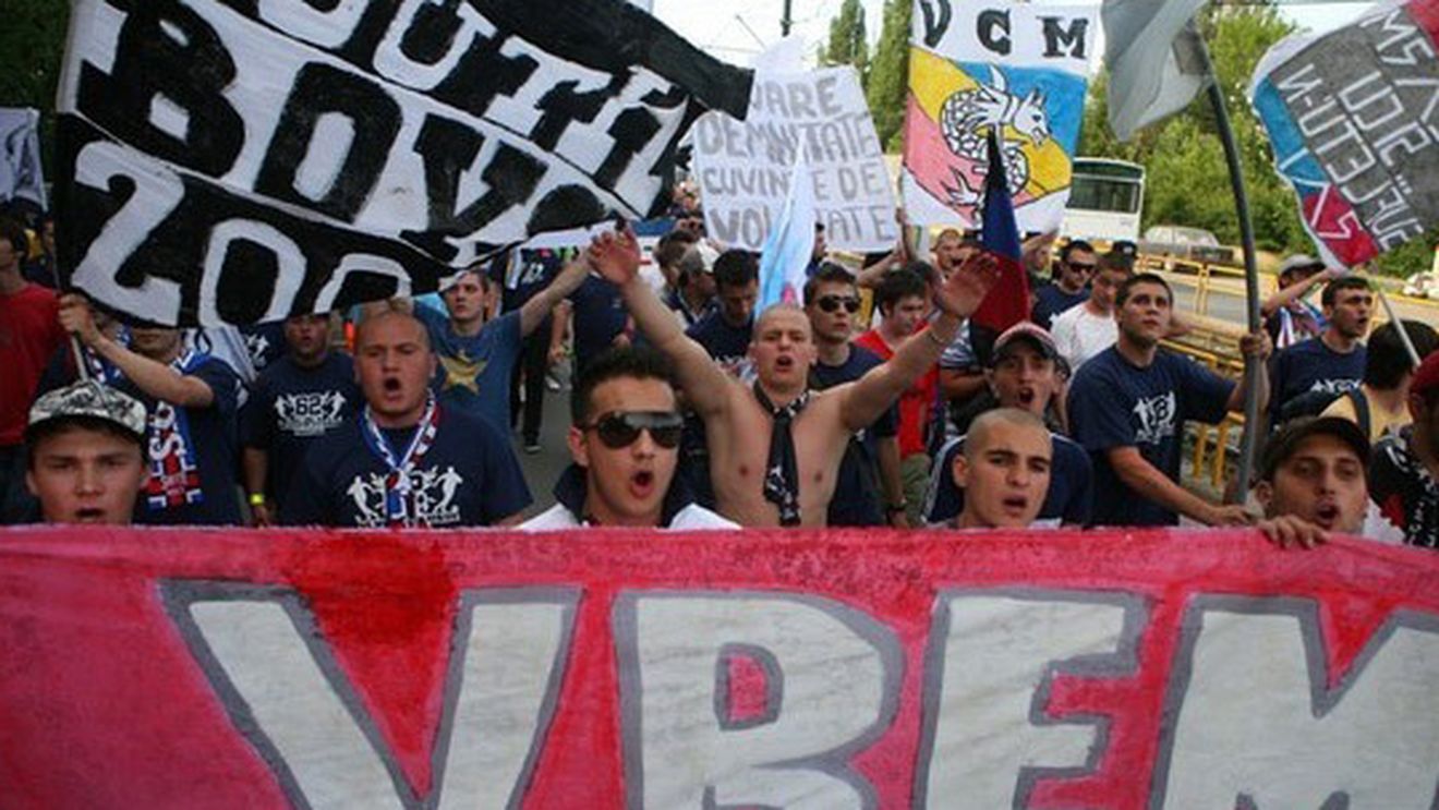 Becali îi atacă pe cei care vor protesta în fața casei sale:** "Niște vagabonzi trimiși de la Dinamo sau Rapid"