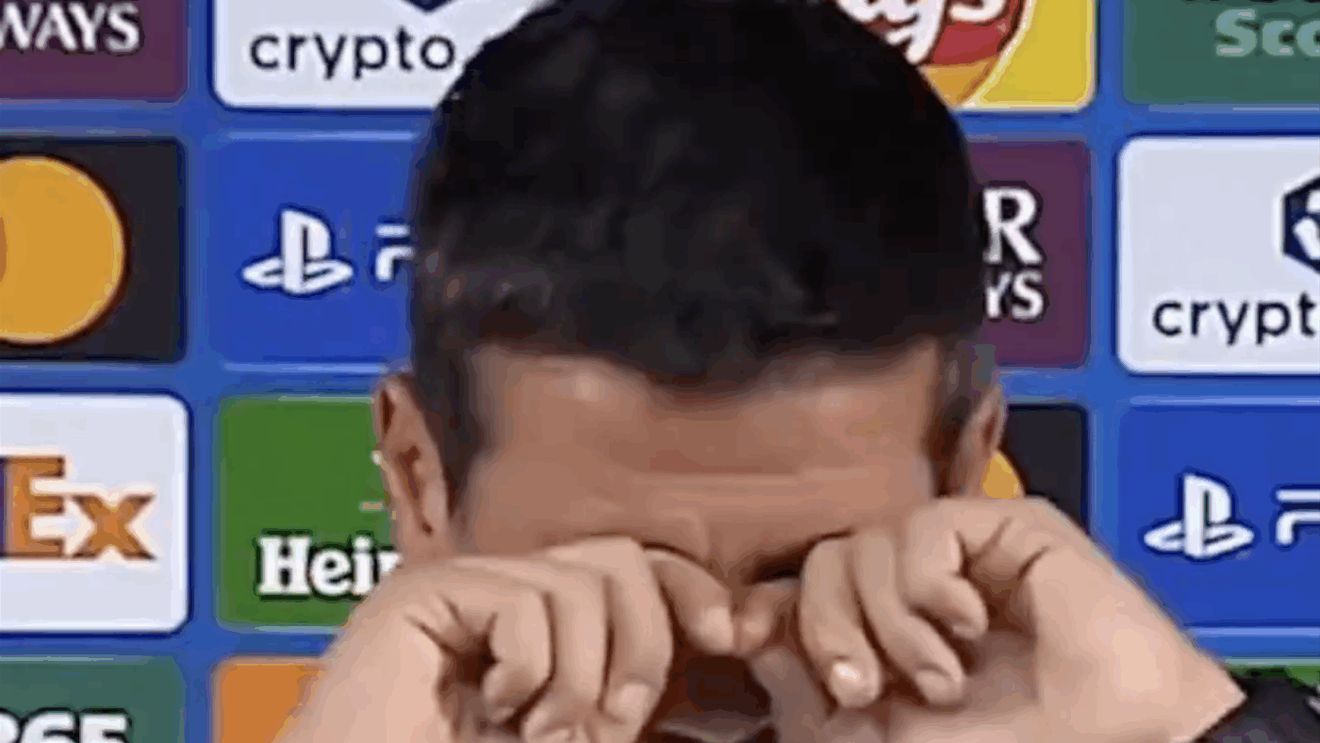 „Mi-au dat lacrimile". Cristi Chivu, momentul zilei la conferința de presă