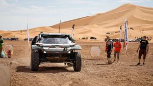 Televiziunea lui Berlusconi a văzut Dacia pentru deșert și a dat verdictul: „Fiecare secundă contează”