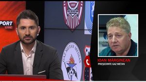 Ioan Mărginean, despre problemele clubului: „Nu scăpăm de ăsta cum nu scăpăm de moartea cu coasa”! Promisiunea după ce a sărbătorit dezbrăcat calificarea în play-off! | VIDEO EXCLUSIV ProSport Live
