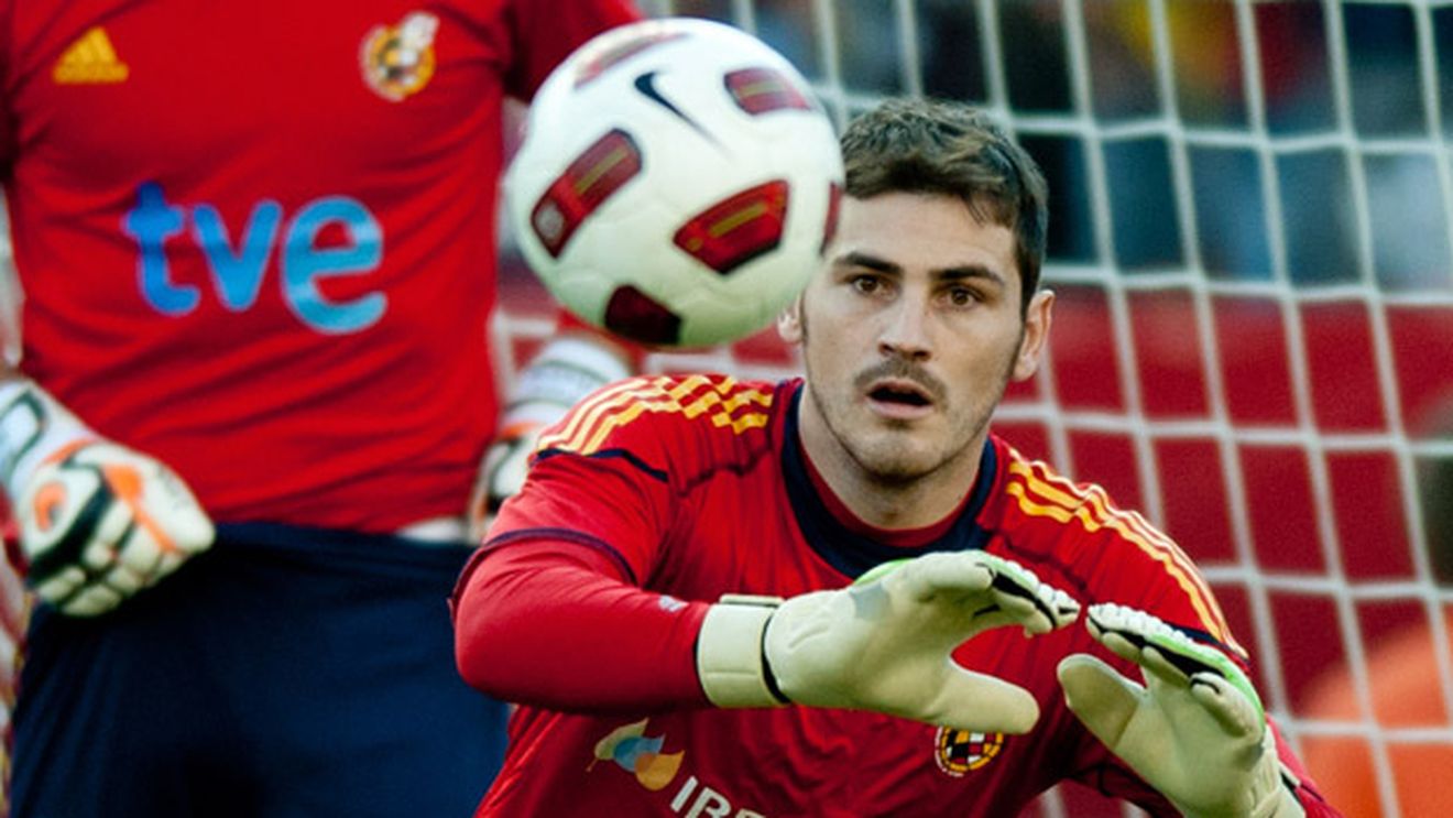 Casillas, la un singur pas să "îngroape" un ZEU de-ai Barcelonei!** Recordul incredibil pe care îl va doborî