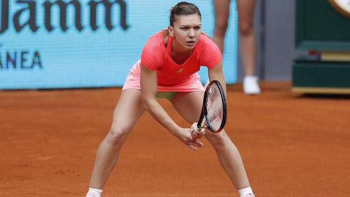 Ca la o plimbare prin parcul Roland Garros! Simona Halep s-a calificat în două seturi în turul 2, după 7-5, 6-4 cu Evgenia Rodina. Croata Mirjana Lucic-Baroni, următoarea adversară